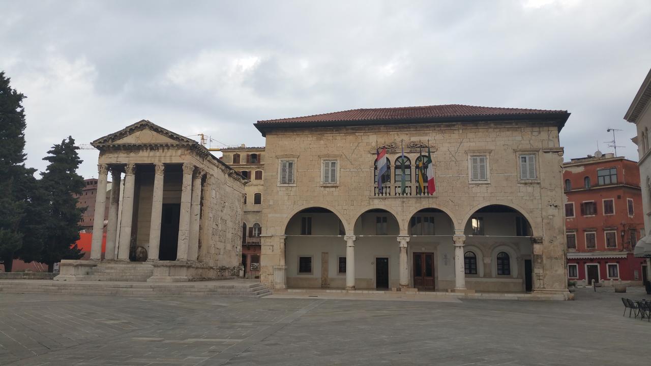 Apartments Bosankic Pula Bagian luar foto